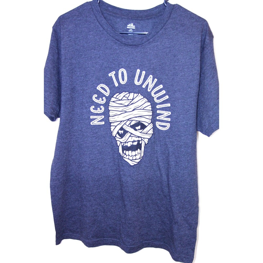 Mummy Need To Unwind T Shirt Dark Charcoal Men's Short Sleeve Halloween Size L